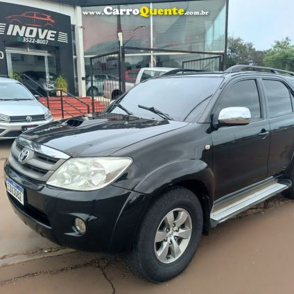 TOYOTA   HILUX SW4 SRV D4-D 4X4 3.0 TDI DIES. AUT   PRETO 2008 3.0 DIESEL