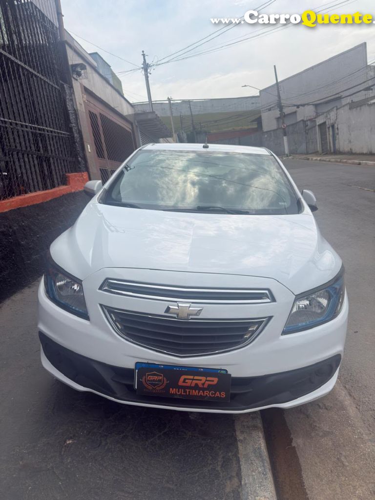 CHEVROLET   ONIX HATCH LT 1.4 8V FLEXPOWER 5P MEC.   BRANCO 2016 1.4 FLEX - Loja