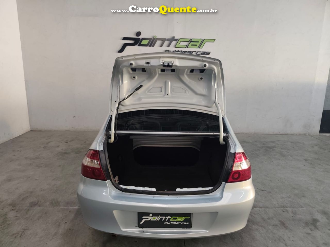CHEVROLET   PRISMA  SED. MAXX LT 1.4 8V ECONOF. 4P   PRATA 2012 1.4 FLEX - Loja