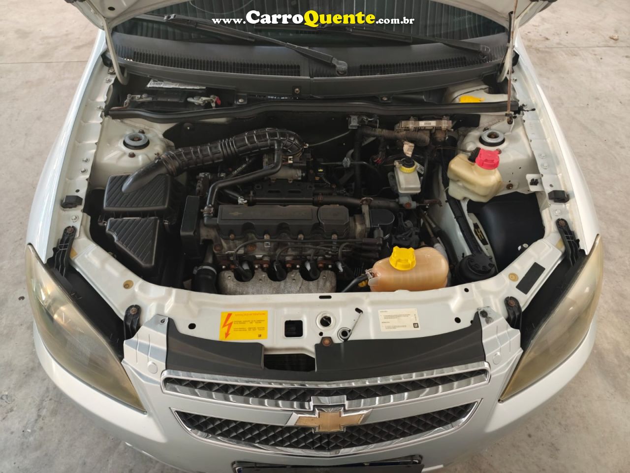 CHEVROLET   PRISMA  SED. MAXX LT 1.4 8V ECONOF. 4P   PRATA 2012 1.4 FLEX - Loja