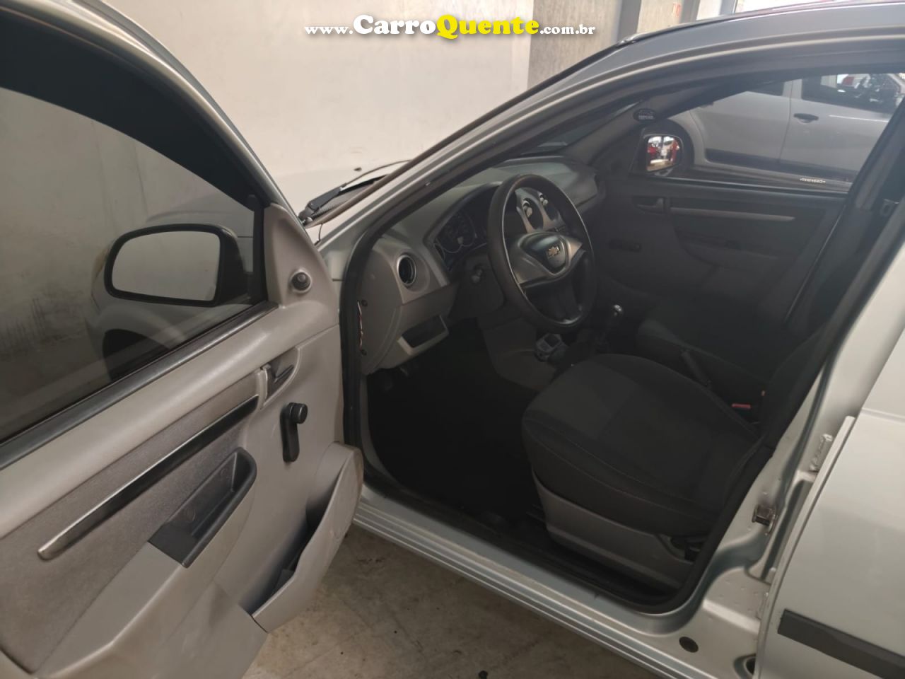 CHEVROLET   PRISMA  SED. MAXX LT 1.4 8V ECONOF. 4P   PRATA 2012 1.4 FLEX - Loja