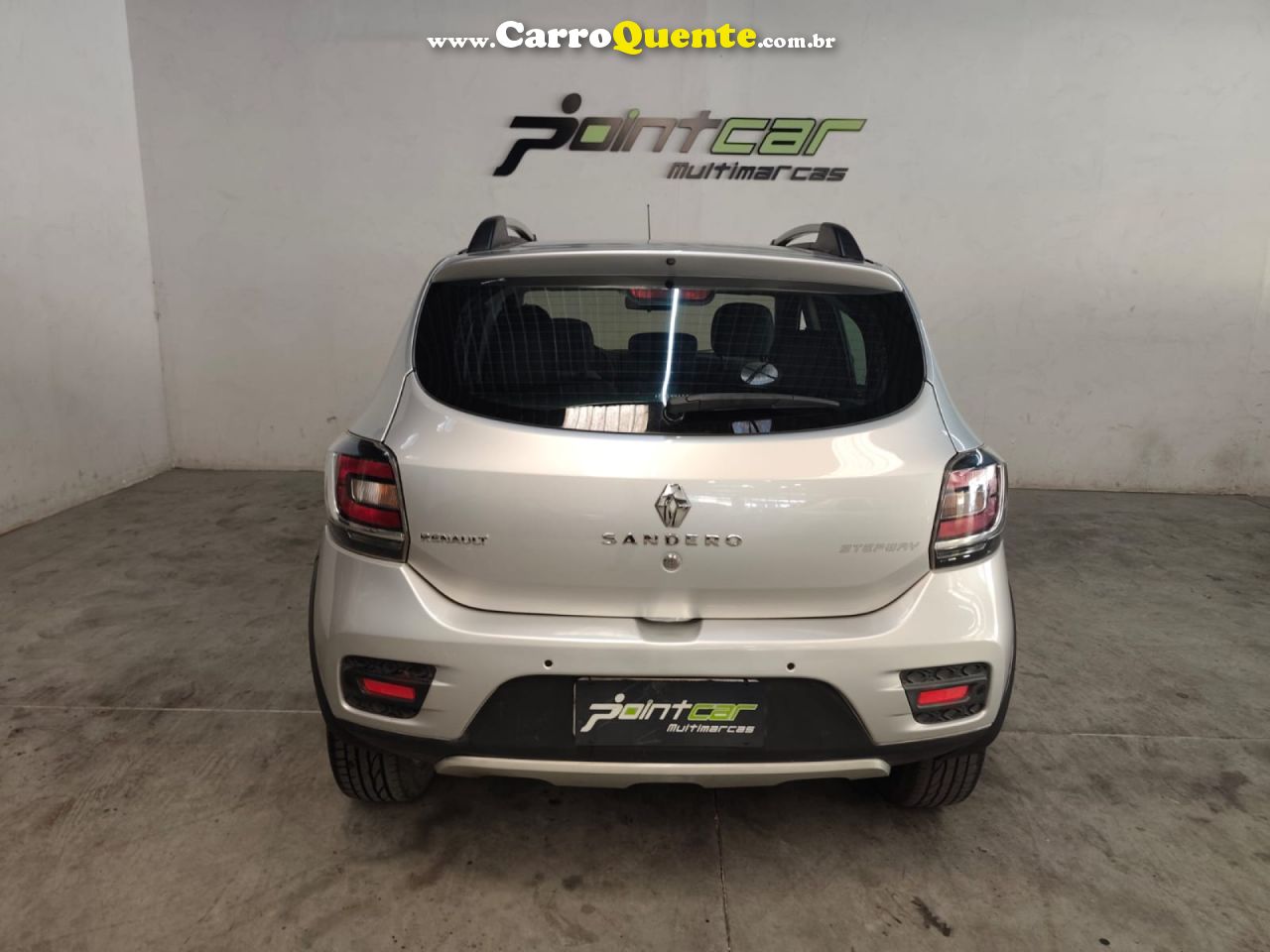 RENAULT   SANDERO STEPWAY HI-POWER 1.6 8V 5P   PRATA 2015 1.6 GASOLINA - Loja
