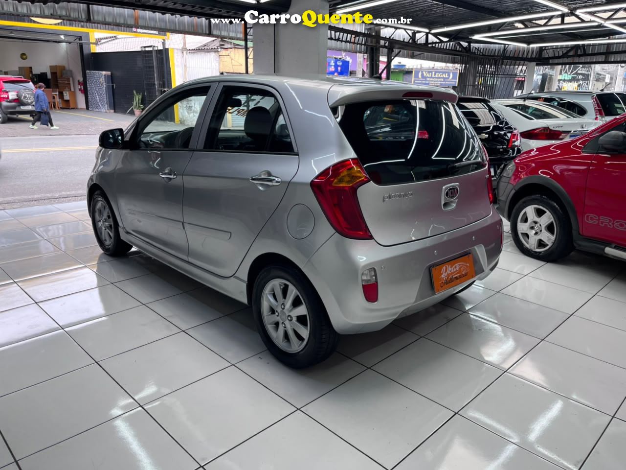 KIA   KIA PICANTO EX41.0MTFF   PRATA 2013 1.0 FLEX - Loja