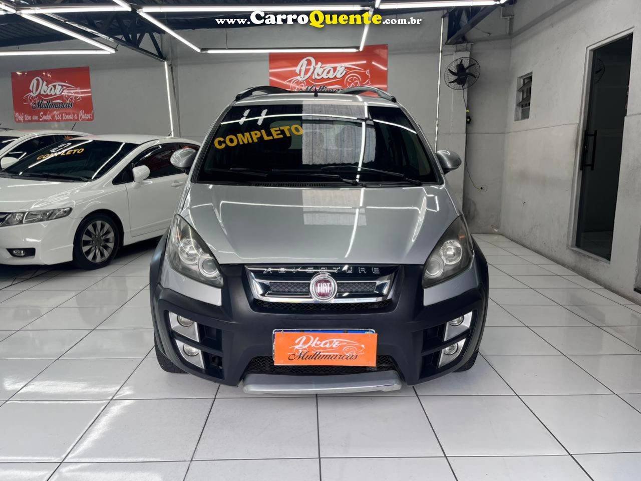 FIAT   IDEA ADVENTURE DUAL    PRATA 2011 1.8 FLEX - Loja
