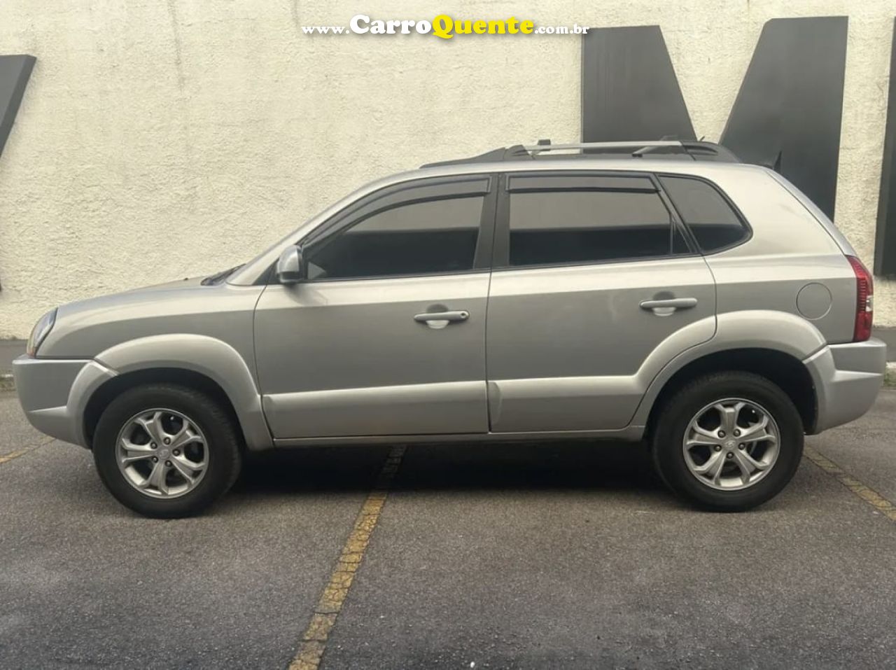HYUNDAI   TUCSON 2.0 16V MEC.   PRATA 2012 2.0 GASOLINA - Loja