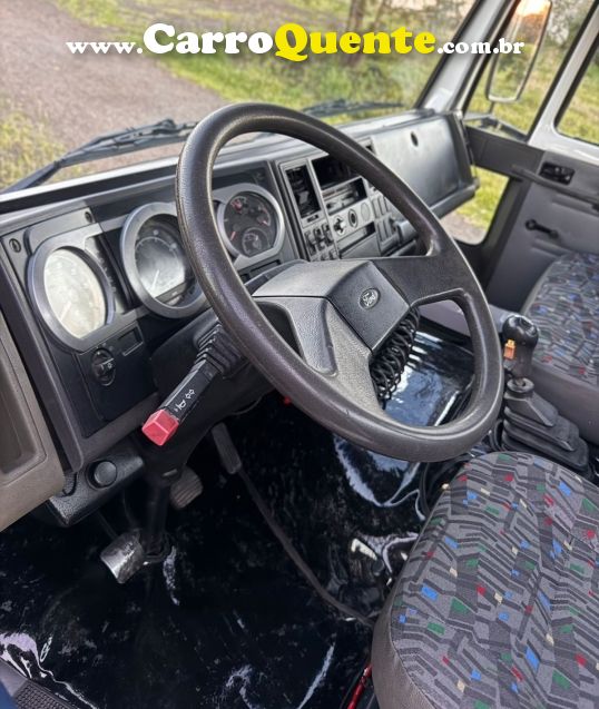 Ford Cargo 1517 CARGO 1517 Turbo Munck - Loja