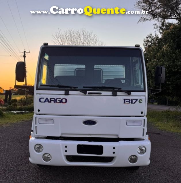 Ford Cargo 1517 CARGO 1517 Turbo Munck - Loja