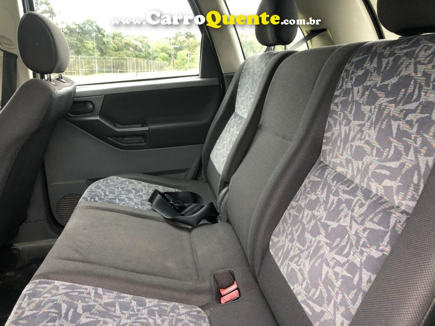 Chevrolet MERIVA 1.8 MPFI CD 16V GASOLINA 4P MANUAL - Loja