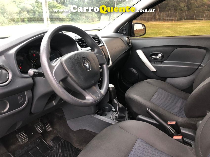 Renault SANDERO 1.0 EXPRESSION 16V FLEX 4P MANUAL - Loja