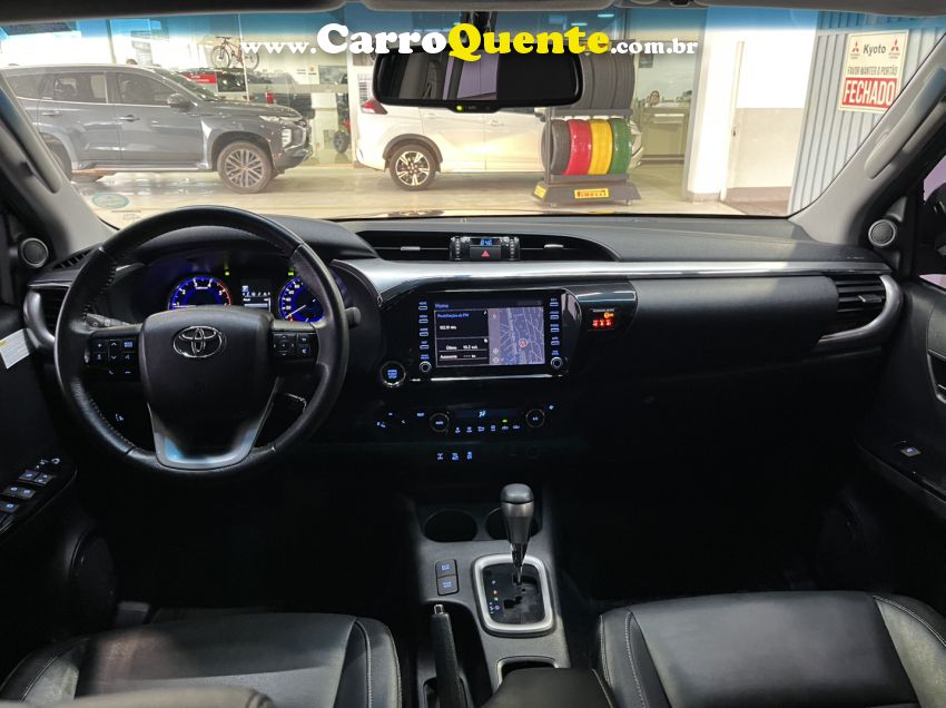 Toyota HILUX 2.8 SRV 4X4 CD 16V DIESEL 4P AUTOMÁTICO - Loja