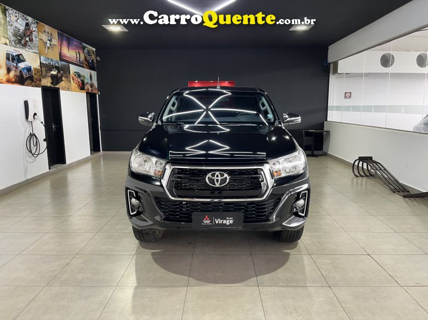 Toyota HILUX 2.8 SRV 4X4 CD 16V DIESEL 4P AUTOMÁTICO - Loja