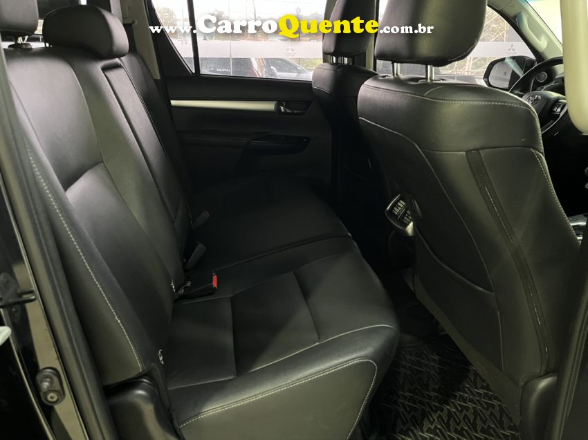 Toyota HILUX 2.8 SRV 4X4 CD 16V DIESEL 4P AUTOMÁTICO - Loja