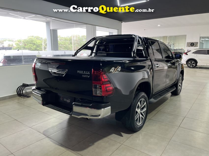 Toyota HILUX 2.8 SRV 4X4 CD 16V DIESEL 4P AUTOMÁTICO - Loja
