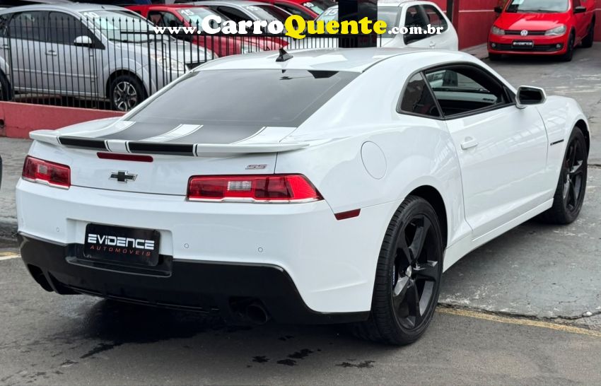 Chevrolet CAMARO 6.2 V8 GASOLINA SS AUTOMÁTICO - Loja
