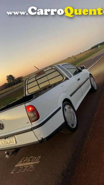 Saveiro CL  Summer 1.8 Mi e 1.8 2001/2001 VolksWagen - Loja