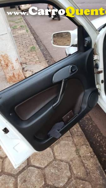 Saveiro CL  Summer 1.8 Mi e 1.8 2001/2001 VolksWagen - Loja