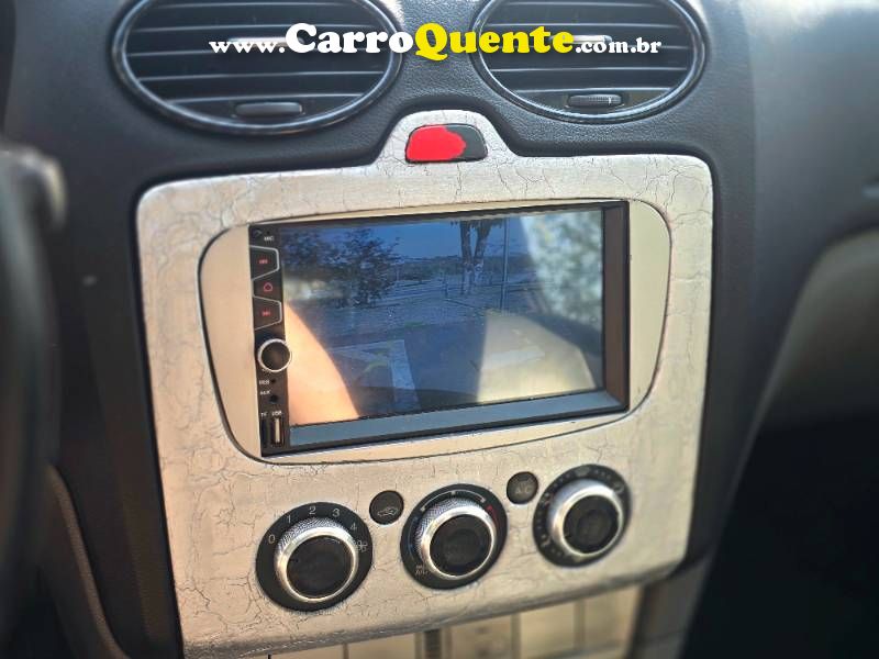 Focus 1.6 SE Flex 16V 5p 2013/2012 Ford - Loja