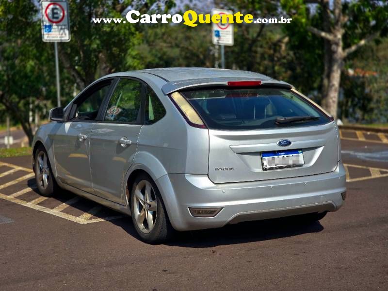 Focus 1.6 SE Flex 16V 5p 2013/2012 Ford - Loja