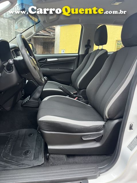 Chevrolet S10 2.8 16V TURBO DIESEL LS CD 4X4 MANUAL - Loja