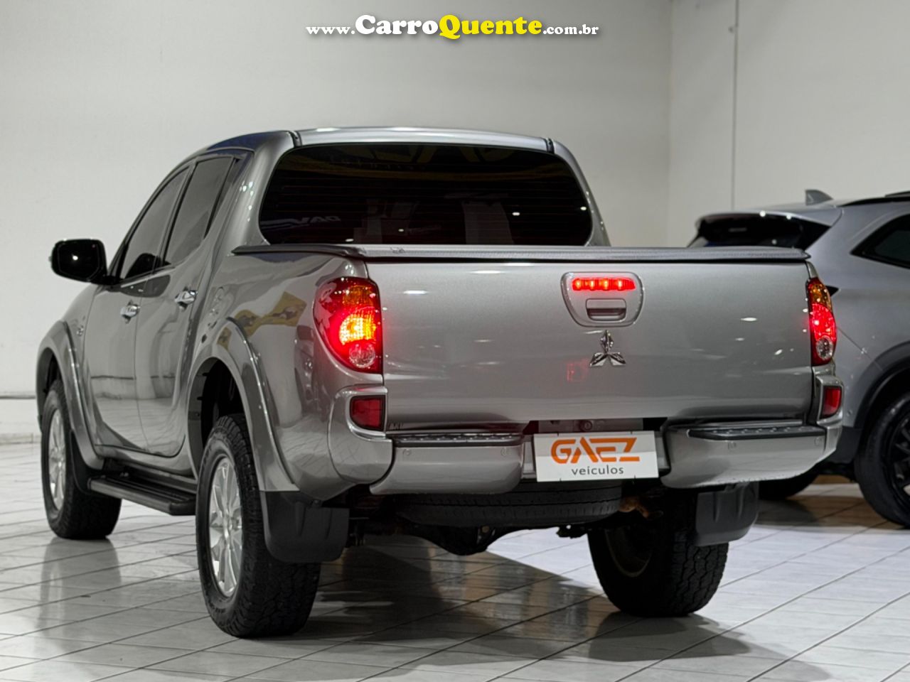 MITSUBISHI L200 TRITON 2.4 HLS 4X2 CD 16V 2016 - Loja