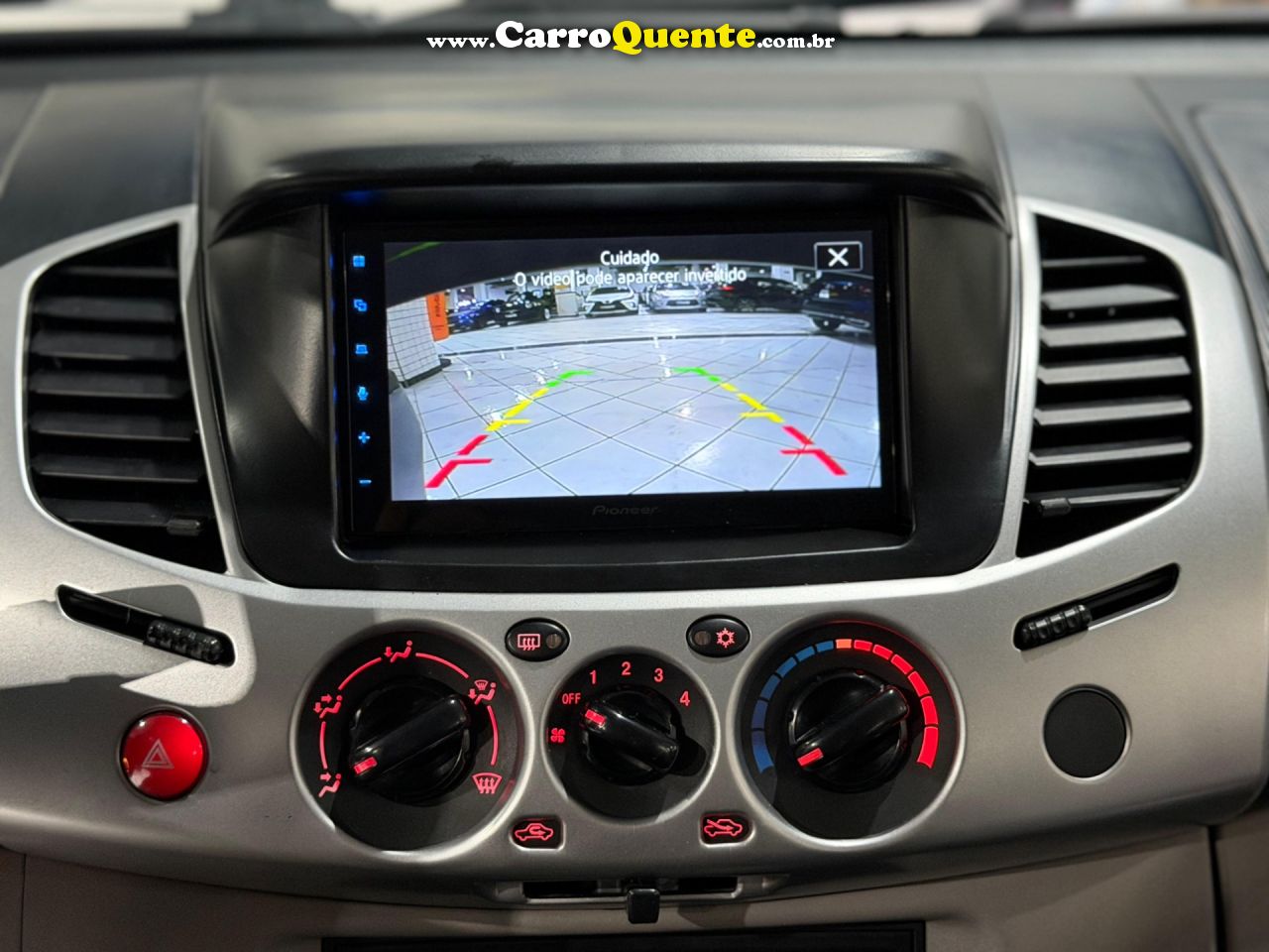 MITSUBISHI L200 TRITON 2.4 HLS 4X2 CD 16V 2016 - Loja
