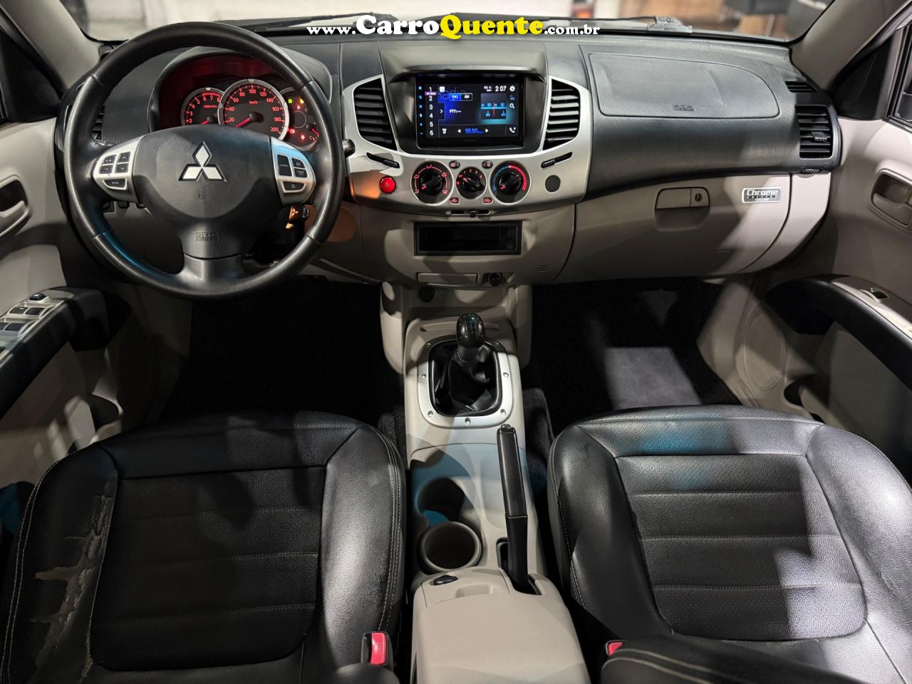 MITSUBISHI L200 TRITON 2.4 HLS 4X2 CD 16V 2016 - Loja