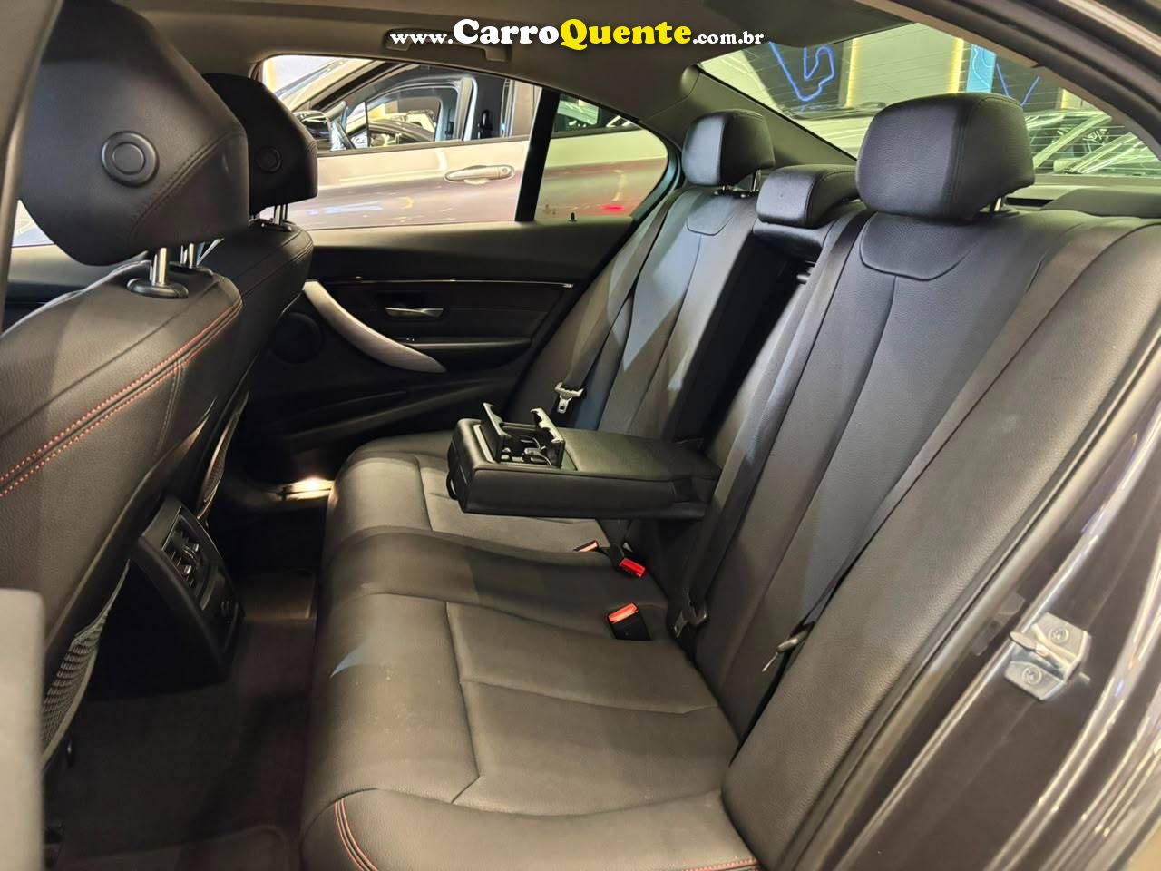 BMW 320i 2.0 SPORT 16V TURBO ACTIVE 2018 - Loja