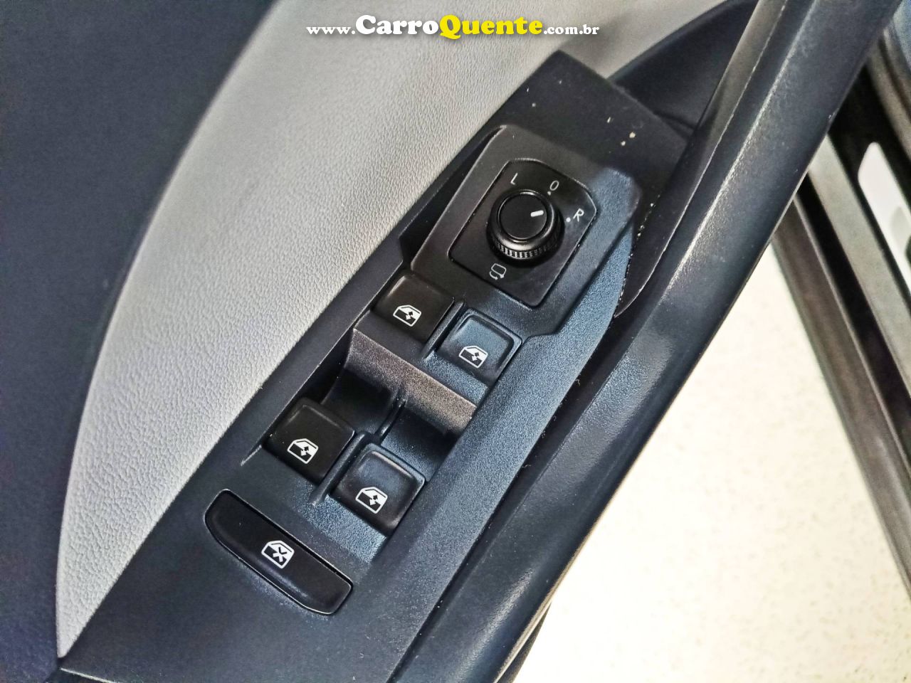 VOLKSWAGEN T-CROSS 1.4 250 TSI TOTAL HIGHLINE 2021 - Loja