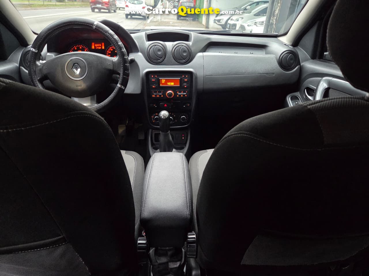 RENAULT DUSTER 2.0 DYNAMIQUE 4X2 16V 2013 - Loja