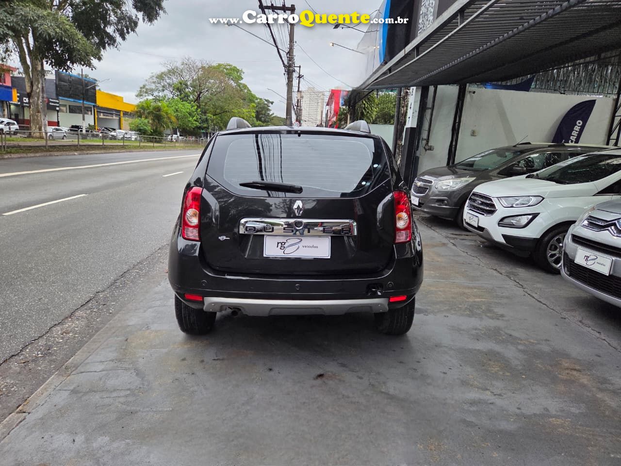 RENAULT DUSTER 2.0 DYNAMIQUE 4X2 16V 2013 - Loja
