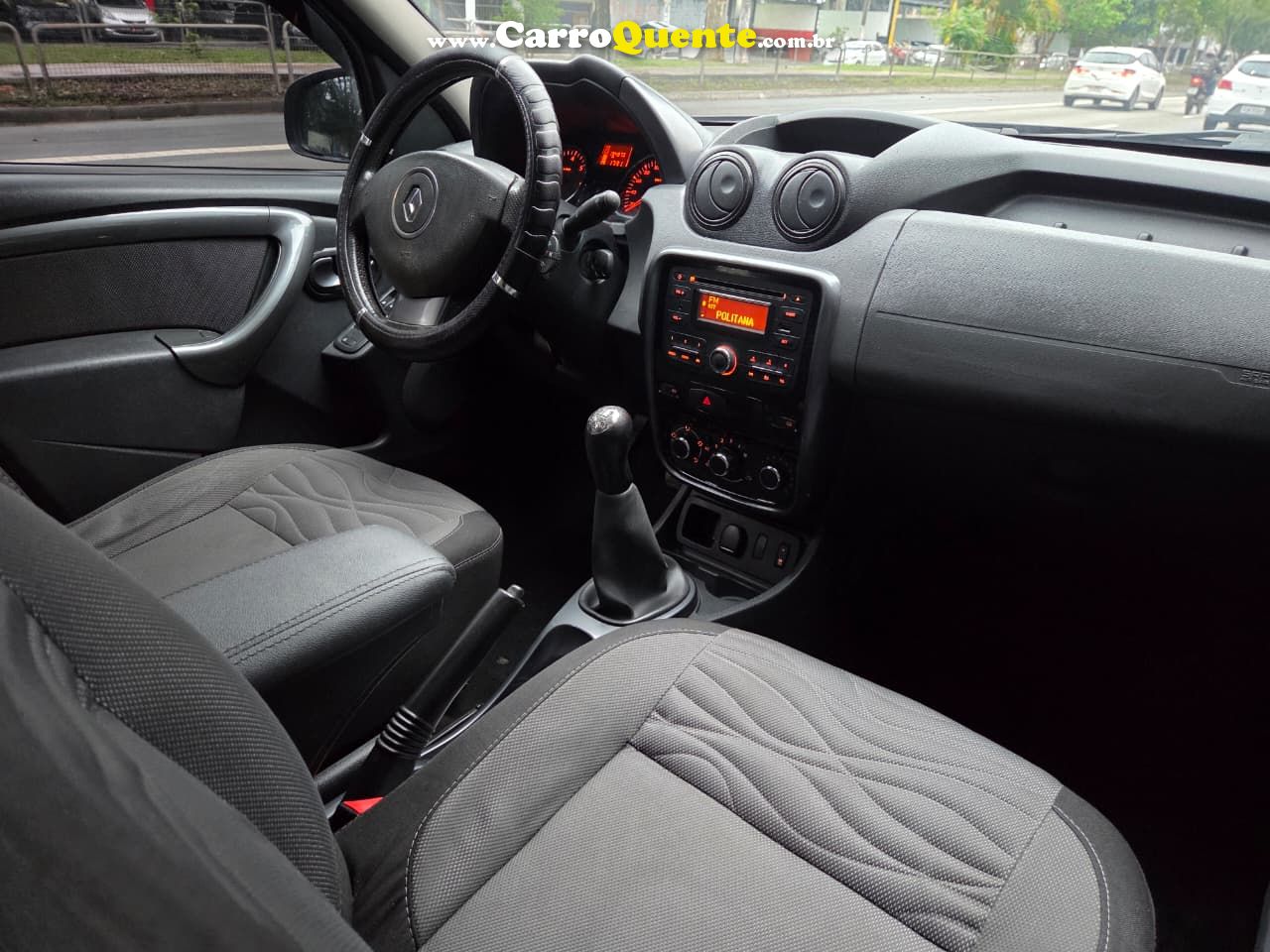 RENAULT DUSTER 2.0 DYNAMIQUE 4X2 16V 2013 - Loja