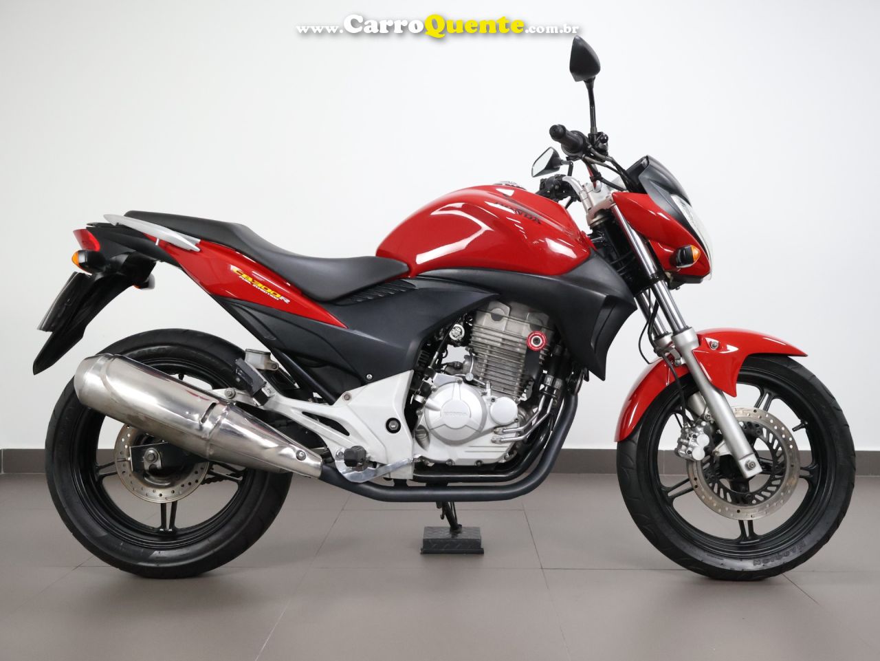HONDA CB 300R 2012 - Loja