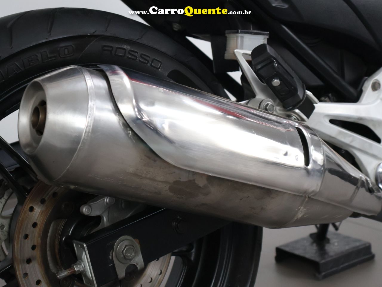 HONDA CB 300R 2012 - Loja