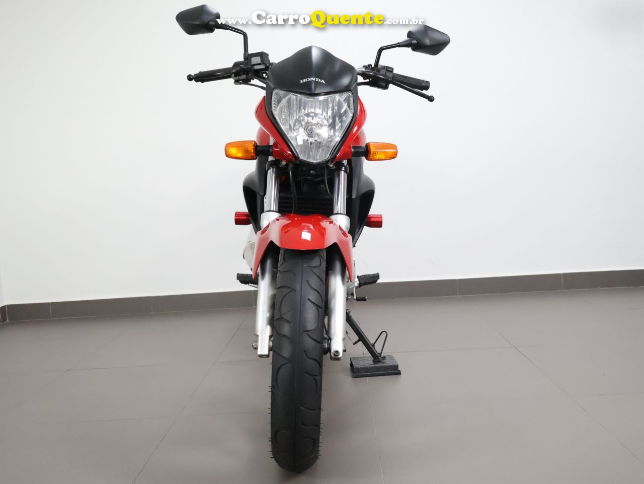 HONDA CB 300R 2012 - Loja