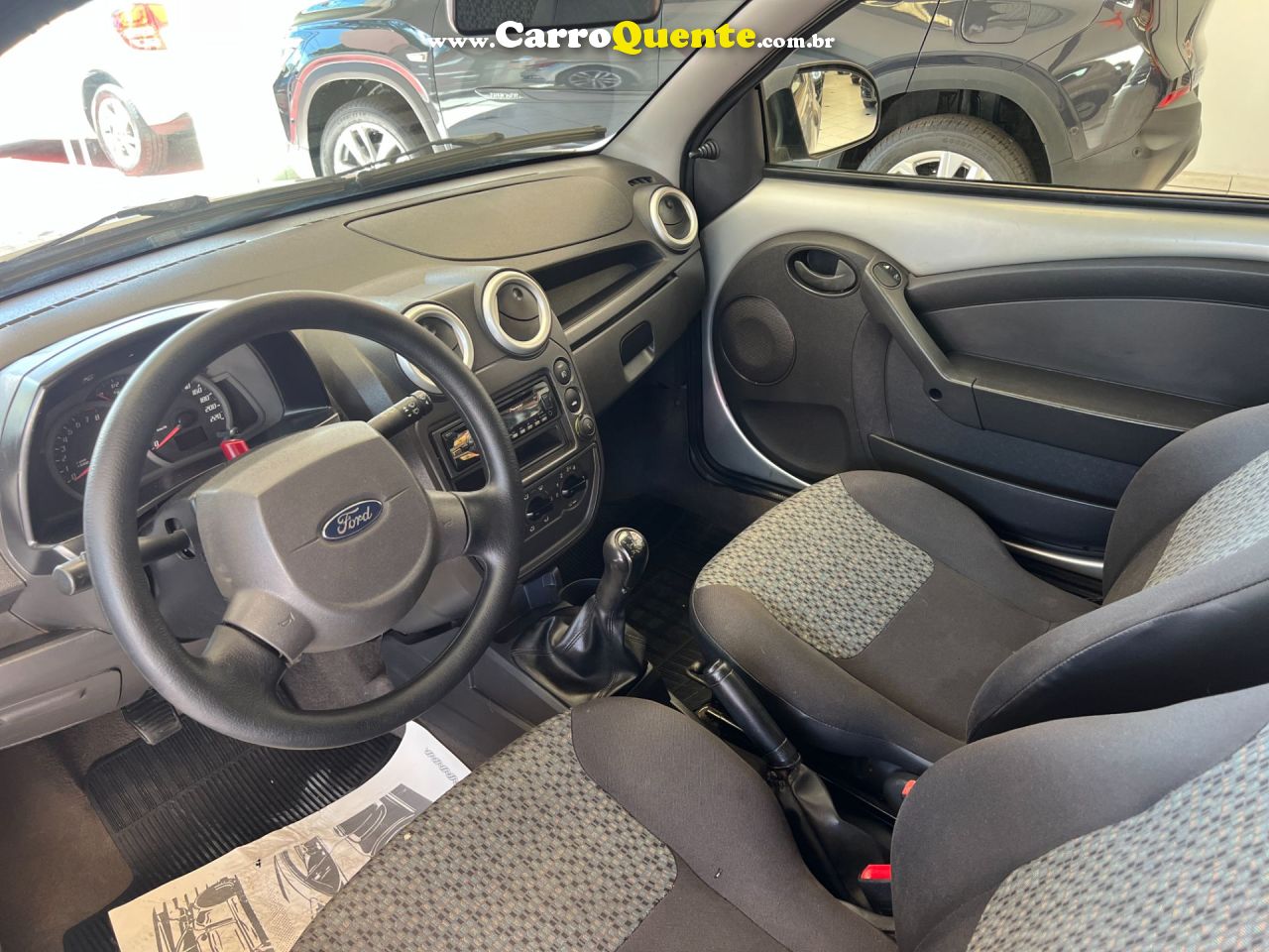 FORD KA 1.0 MPI 8V 2013 - Loja