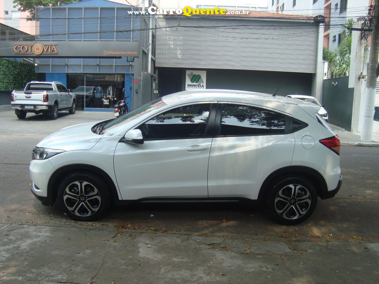 HONDA HR-V 1.8 16V EX 2016 - Loja