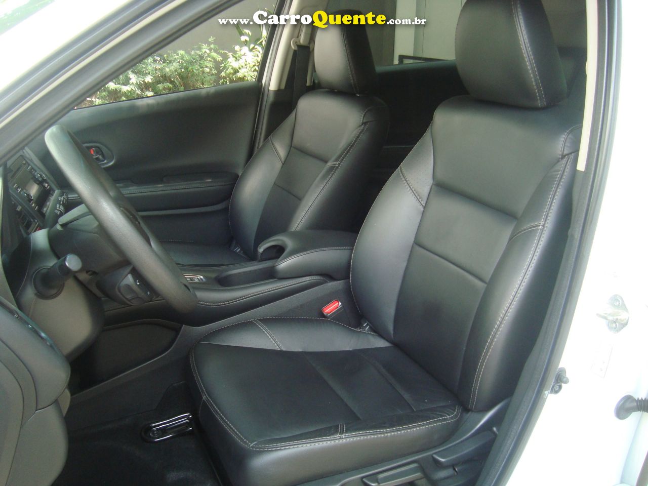 HONDA HR-V 1.8 16V EX 2016 - Loja