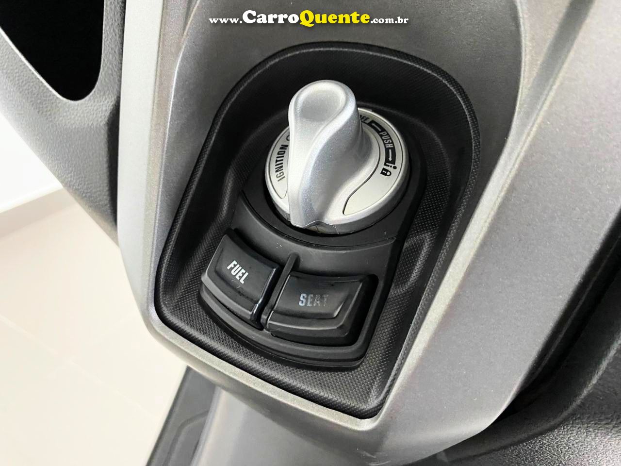 YAMAHA NMAX CONNECTED 160 ABS 2024 - Loja