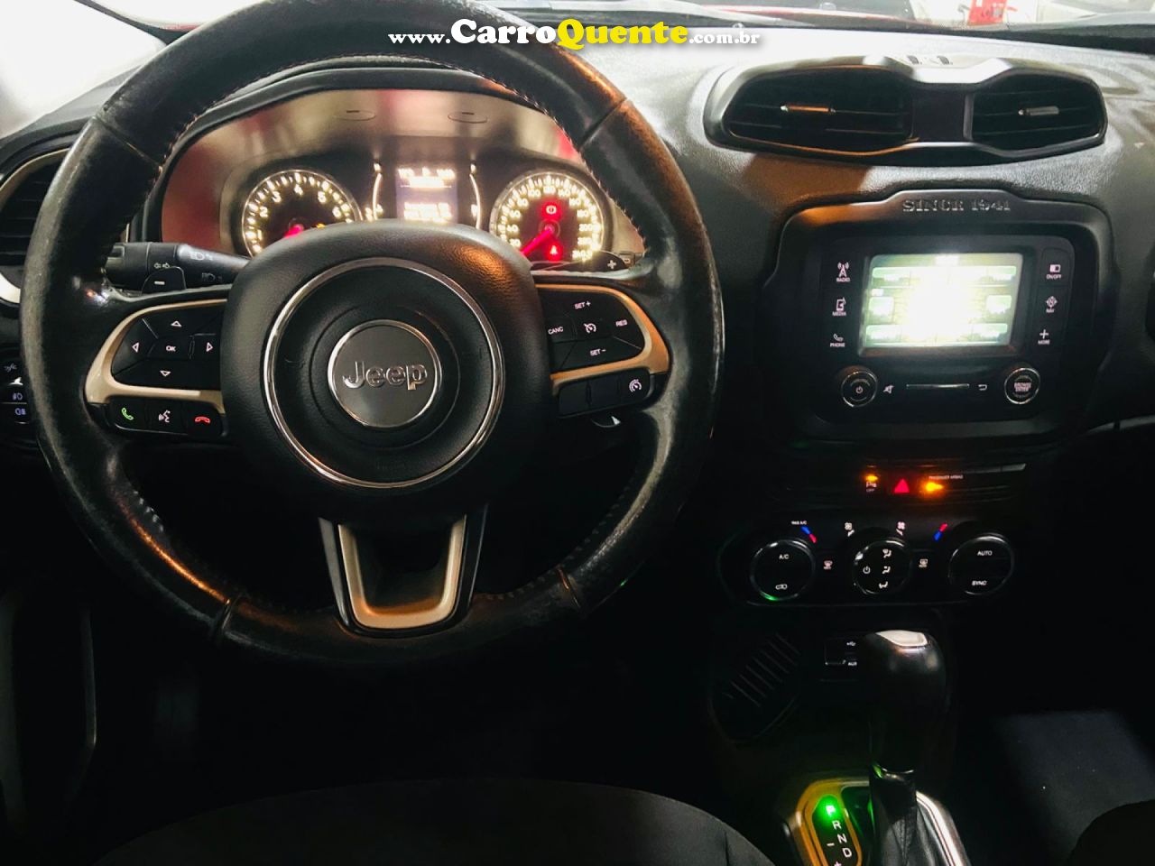 JEEP   RENEGADE LONGITUDE 1.8 4X2 FLEX 16V AUT.   BRANCO 2016 1.8 FLEX - Loja