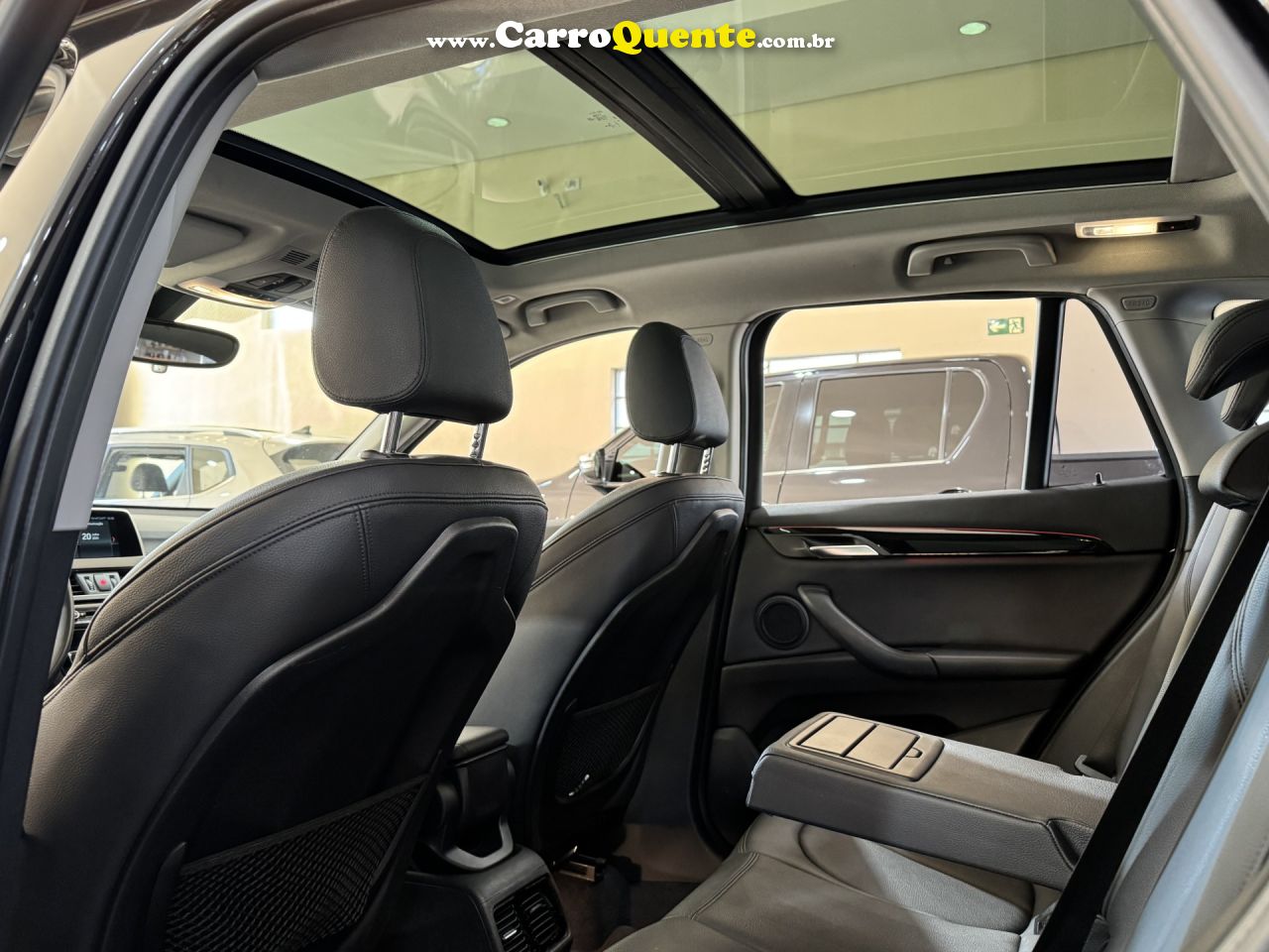 BMW   X1 SDRIVE 20I 2.02.0 TB ACTI.FLEX AUT.   PRETO 2019 2.0 GASOLINA - Loja