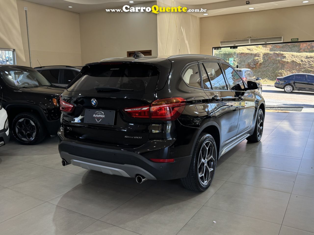 BMW   X1 SDRIVE 20I 2.02.0 TB ACTI.FLEX AUT.   PRETO 2019 2.0 GASOLINA - Loja