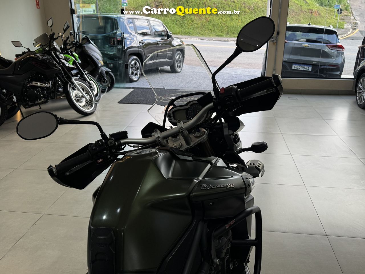 TRIUMPH   TIGER 1200 XC EXPLORER   VERDE 2015 1200 GASOLINA - Loja