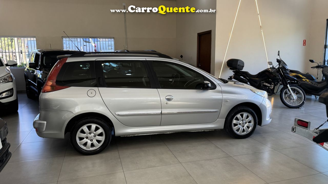PEUGEOT   207 XR 1.4 FLEX 8V 5P   PRATA 2013 1.4 FLEX - Loja