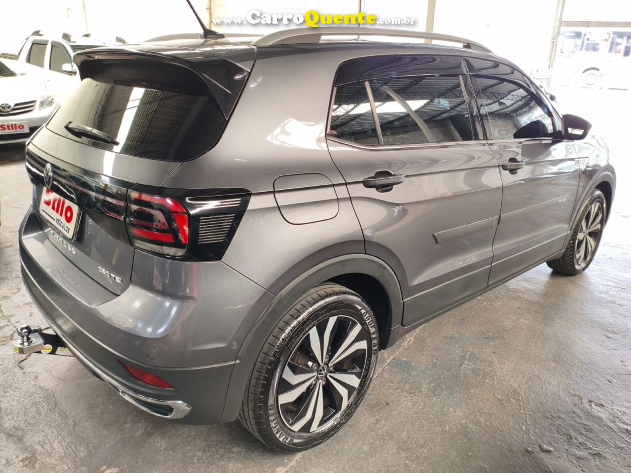 VOLKSWAGEN   T-CROSS HIG. 250 TSI 1.4 FLEX 16V 5P AUT   CINZA 2022 1.4 FLEX - Loja