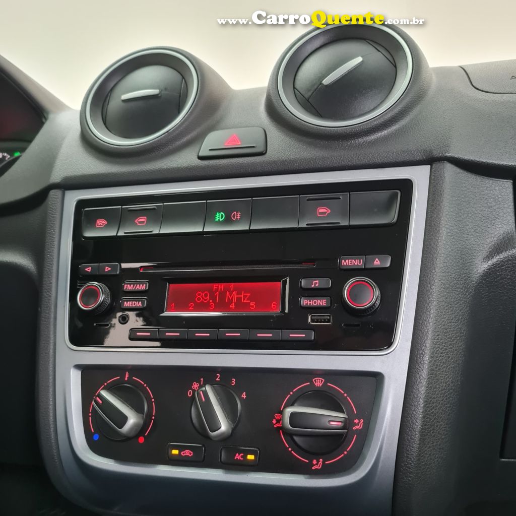 VOLKSWAGEN   VOYAGE 1.01.0 CITY MI TOTAL FLEX 8V 4P   CINZA 2010 1.0 FLEX - Loja