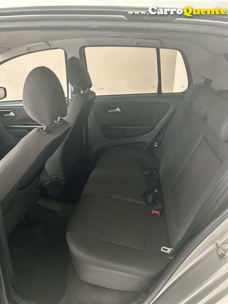 VOLKSWAGEN   FOX PRIMEHIGLI. 1.6 TOTAL FLEX 8V 5P   PRATA 2012 1.6 FLEX - Loja
