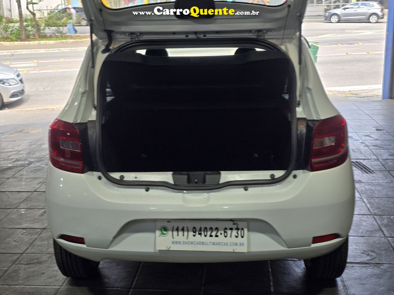 RENAULT   SANDERO AUTHENTIQUE FLEX 1.0 12V 5P   BRANCO 2020 1.0 FLEX - Loja