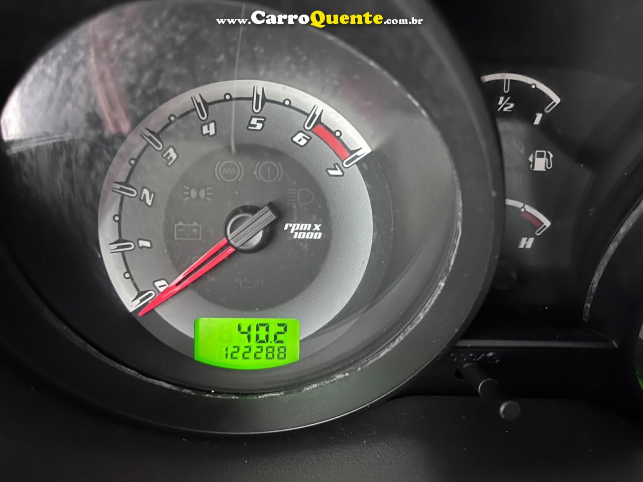 FORD   FIESTA 1.6 8V FLEXCLASS 1.6 8V FLEX 5P   VERMELHO 2011 1.6 FLEX - Loja