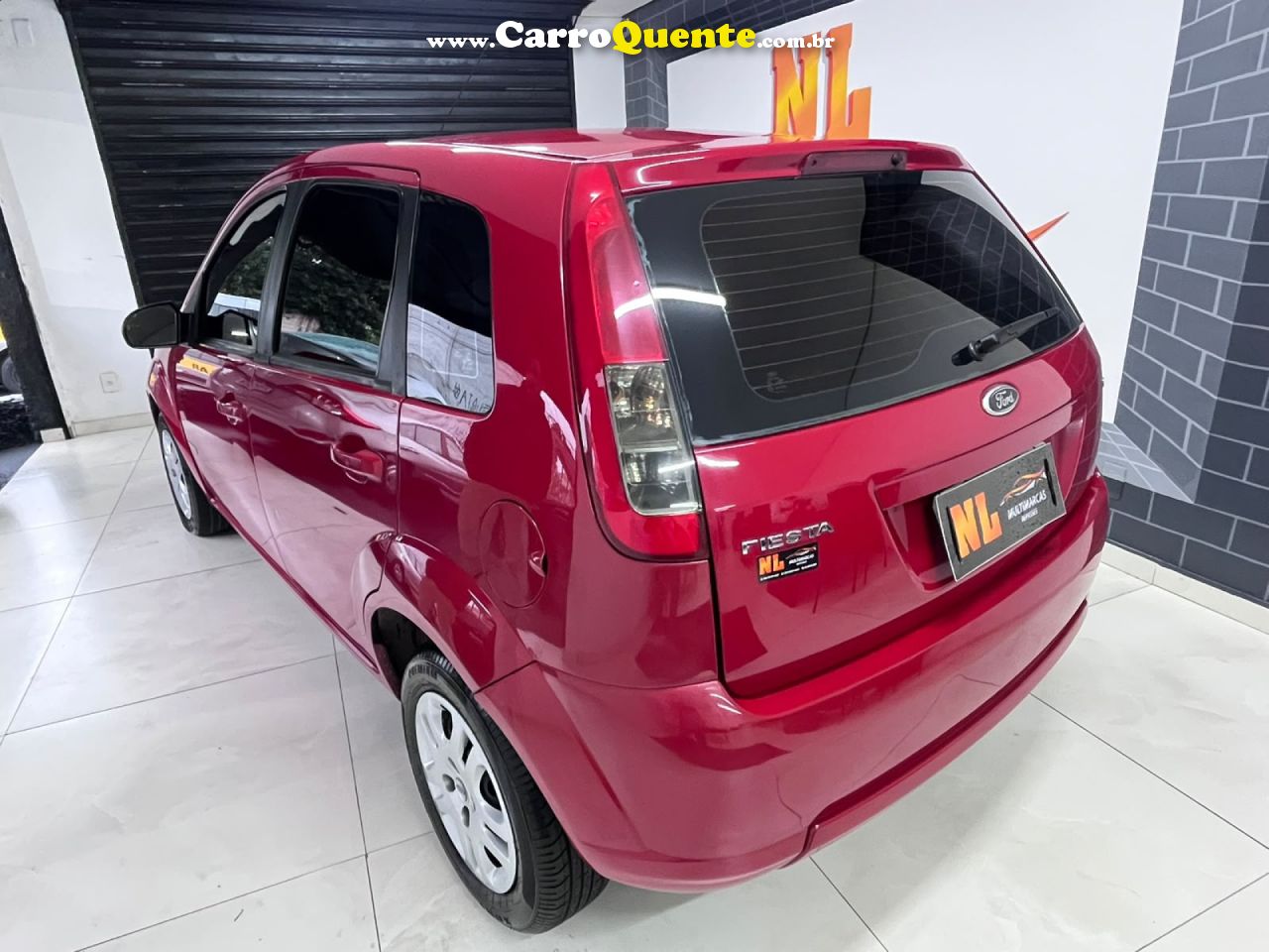 FORD   FIESTA 1.6 8V FLEXCLASS 1.6 8V FLEX 5P   VERMELHO 2011 1.6 FLEX - Loja