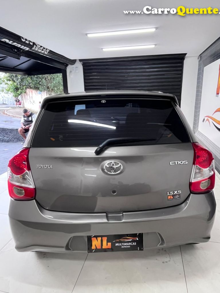 TOYOTA   ETIOS XS 1.5 FLEX 16V 5P AUT.   CINZA 2018 1.5 FLEX - Loja